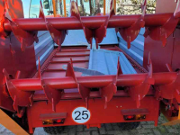 Manure spreader  Mestverspreider 2.5 Ton