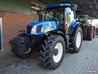 Tractor New Holland TSA 135