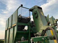 Sugar beet harvester Thyregod T-7 S, rooier, voederbieten, bieten