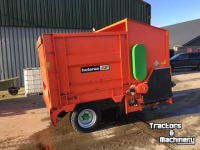 Silage-block distribution wagon Holaras RABBIT 5000
