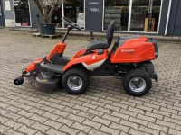 Ride-on mower Husqvarna R214T