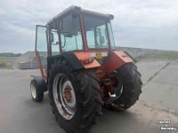 Tractor Renault 781