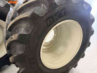 Wheels, Tyres, Rims & Dual spacers BKT 900/50R42 + 710/55R28 of 710/55R30