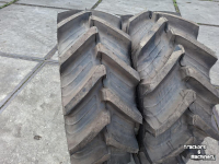 Wheels, Tyres, Rims & Dual spacers Taurus 320/70R20