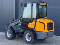Wheelloader Giant 452