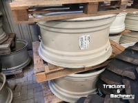 Wheels, Tyres, Rims & Dual spacers Valtra Valtra velgen vast en verstelbaar
