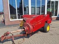 Balers New Holland Super Hayliner 268 Kleinpakken-pers