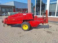 Balers New Holland Super Hayliner 268 Kleinpakken-pers