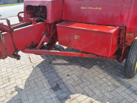 Balers New Holland 268 kleinpakkenpers