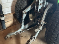 Small-track Tractor Holder a 40
