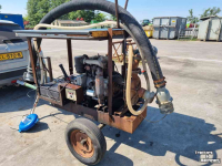 Stationary engine/pump set Lombardini Waterpomp met dieselmotor