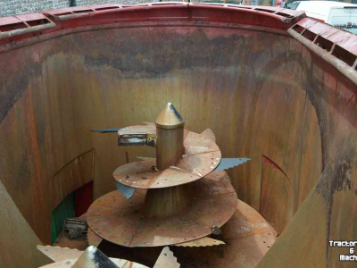 Vertical feed mixer Strautmann verti mix 3101