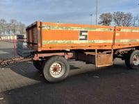 Agricultural wagon  Landbouwwagen plattewagen aanhanger balenwagen