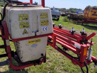 Fieldsprayer 3 points Agromet Veldspuit 400 ltr  met 10 mtr sproeiboom