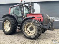 Tractor Valtra 6750