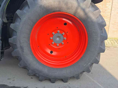 Tractor Claas Arion 630