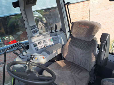 Tractor Claas Arion 630