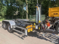 Hooked-arm carrier Stronga HL210