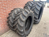 Wheels, Tyres, Rims & Dual spacers Vredestein 540/65R38 en 440/65R28 Banden