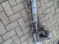 Diverse used spare-parts  tk onderste deel van een bos 90 graden kop