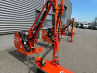 Mowing arm with flailmower Agrimaster Shark 400 armklepelmaaier