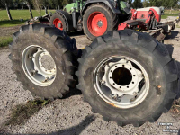 Wheels, Tyres, Rims & Dual spacers Ford 16.9R26