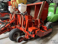 Potato planter Kverneland UN3200 |Underhaug | Bekerpootmachine