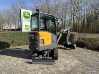 Excavator tracks Volvo EC18E