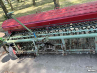 Seed drill Nodet Zaaimachine