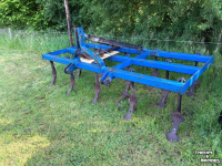 Cultivator  Vaste tand cultivator 3 rijer