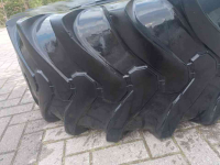 Wheels, Tyres, Rims & Dual spacers Michelin 500/70R24 xm37