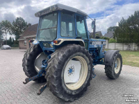 Tractor Ford 8210 II ZF-4WD, Dual Power 16-speed, cab + airco !!