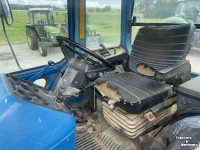 Tractor Ford 8210 II ZF-4WD, Dual Power 16-speed, cab + airco !!