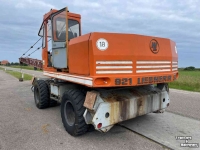 Excavator mobile Liebherr A921