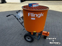 Straw spreader for boxes Flingk SE-250