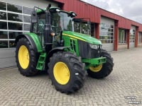 Tractor John Deere 6090M