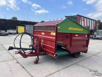 Silage-block distribution wagon Strautmann BVW