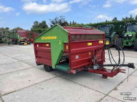 Silage-block distribution wagon Strautmann BVW
