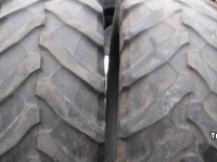Wheels, Tyres, Rims & Dual spacers Pirelli 650/65R42 TM 800