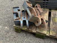 Frontweights Ford 10S/40S 40 KG Middentrekhaakgewicht