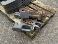 Frontweights Ford 10S/40S 40 KG Middentrekhaakgewicht
