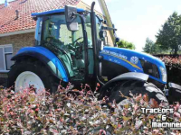 Tractor New Holland T5.105 met luchtreminstallatie