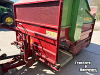 Silage-block distribution wagon Strautmann Blokkenwagen