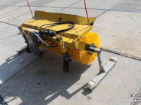 Sweeper Nido HF15 veegmachine rolbezem rolveger frontaanbouw