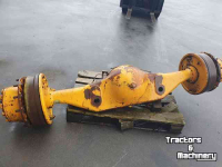 Diverse used spare-parts Fiat-Allis 580 Voor en achter as
