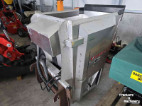 Ration feeder Vliebo RVS  doseer bak