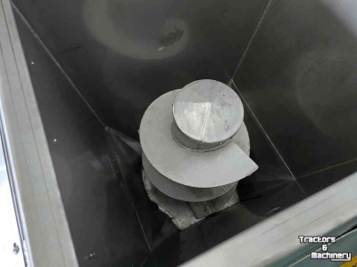 Ration feeder Vliebo RVS  doseer bak