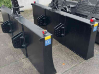 Front-bumper  CT Frontschuif frontgewicht grondschaaf