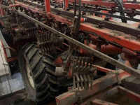 Carrot harvester Dewulf GKIIS  wortelrooier