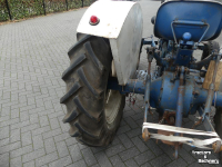 Tractor Fordson Dexta